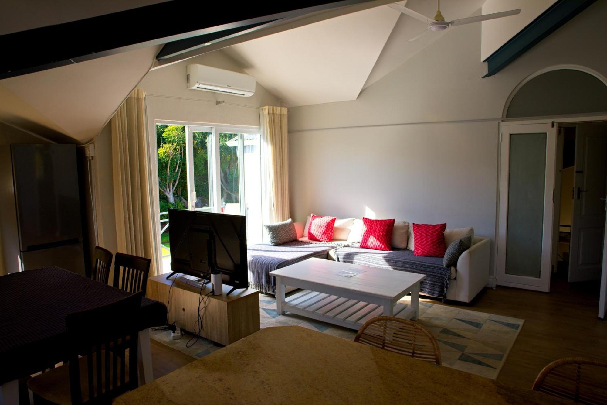 Constantiaberg Eco-Villa Cape Town Room photo